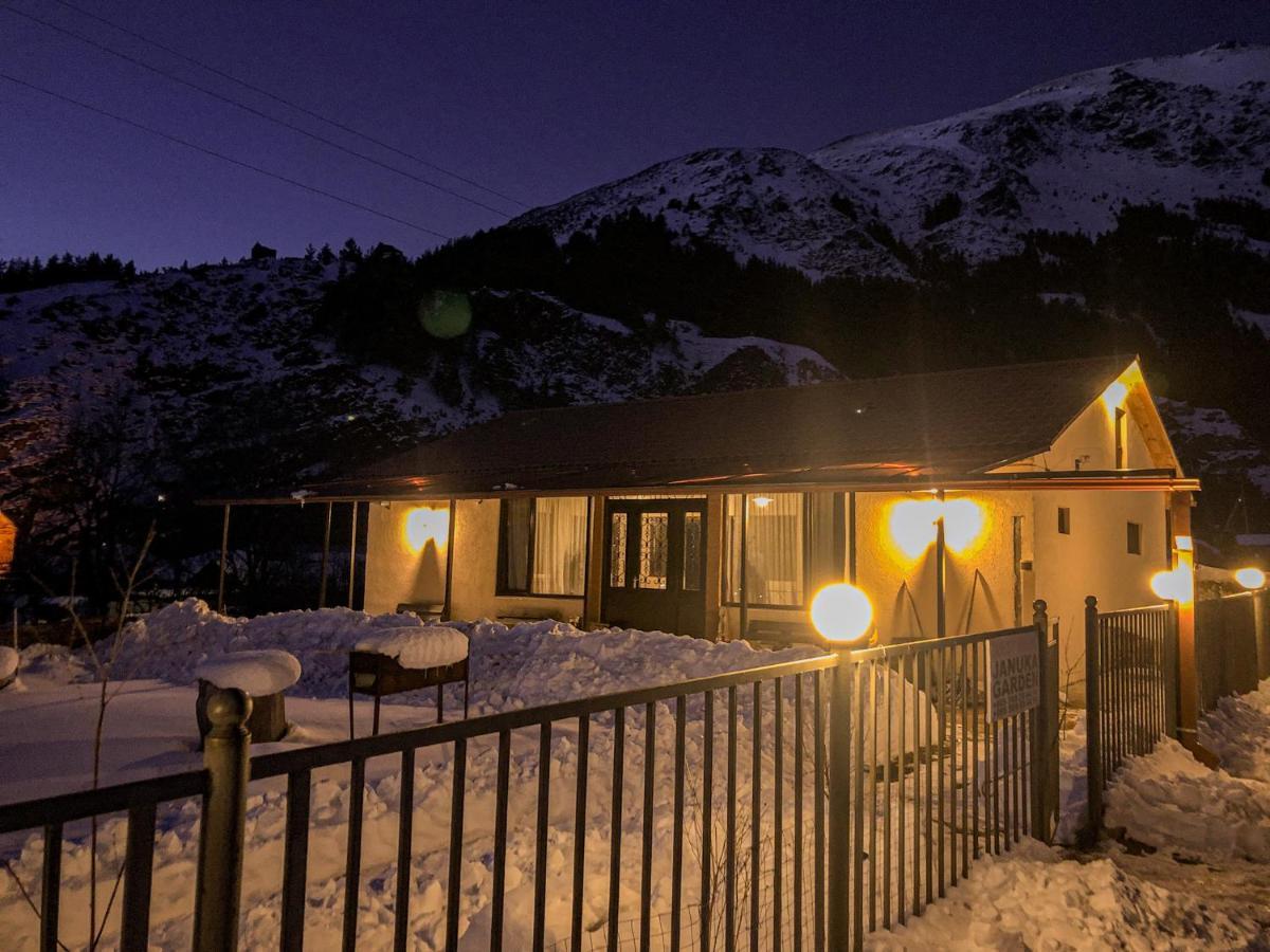 Villa Januka Garden At Sno Kazbegi Esterno foto